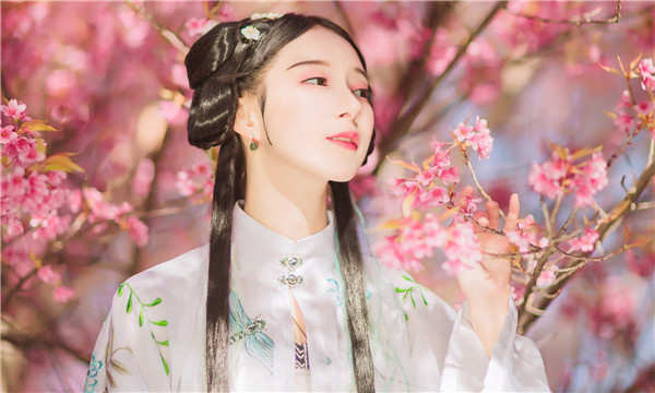 山根镇供卵试管婴儿：助您实现家庭梦想的科学方案